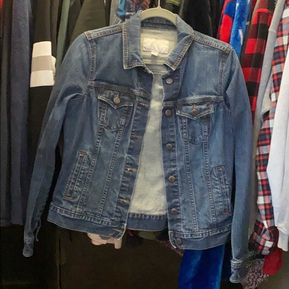 JEAN JACKET